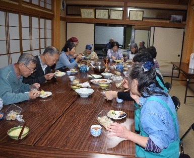 会食の様子